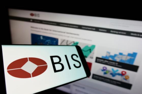 BIS, “작년 테라·FTX 붕괴 손해 6500억 달러 이상”