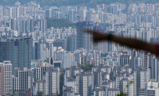 딸리는 물량…서울 아파트 전세 '부르는게 값'