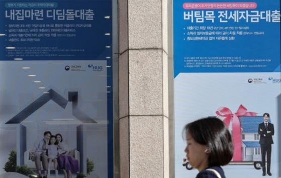 돈 있으나 없으나 애 안 낳아...신혼부부 절반 '無자녀'