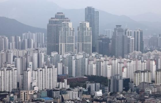서울 아파트값 또 올랐다…12주 연속 상승