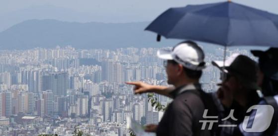 서울 집값, 10주 연속 상승세…