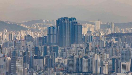 하락 멈춘 서울 아파트…매수심리도 '꿈틀'