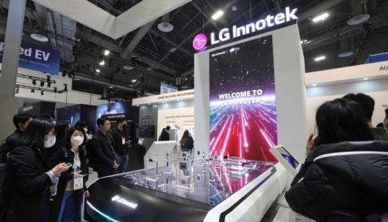 LG이노텍, 中카메라모듈 단계적 축소...”삼성·현대·LG 脫중국 가속화”