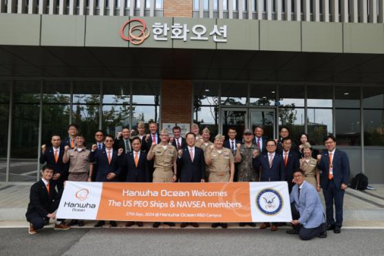 미 해군 고위 인사, HD현대중공업·한화오션 방문