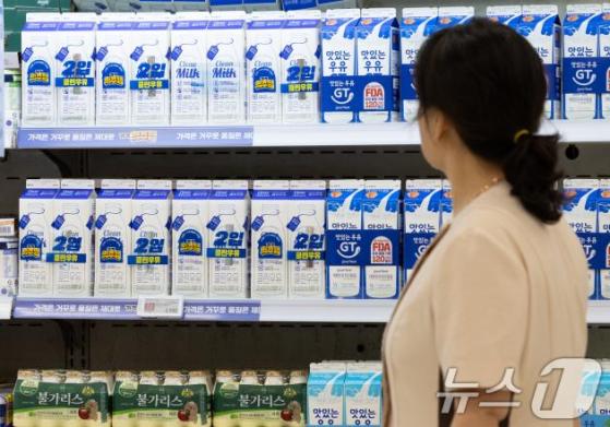 "국산 우유 소비 감소, 수입량은 증가"…위기의 유업계, 2026년이 고비